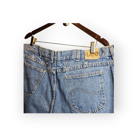 Lee Relaxed Fit Straight Leg Jeans - Size 24W - Picture 7 of 7